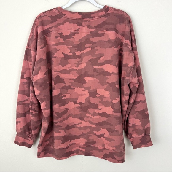Lululemon Perfectly Oversized Crew Neck Sweatshirt Pink Camo - Picture 6 of 7